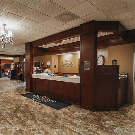 Hotel Baymont By Wyndham Mandan Bismarck Area Extérieur photo