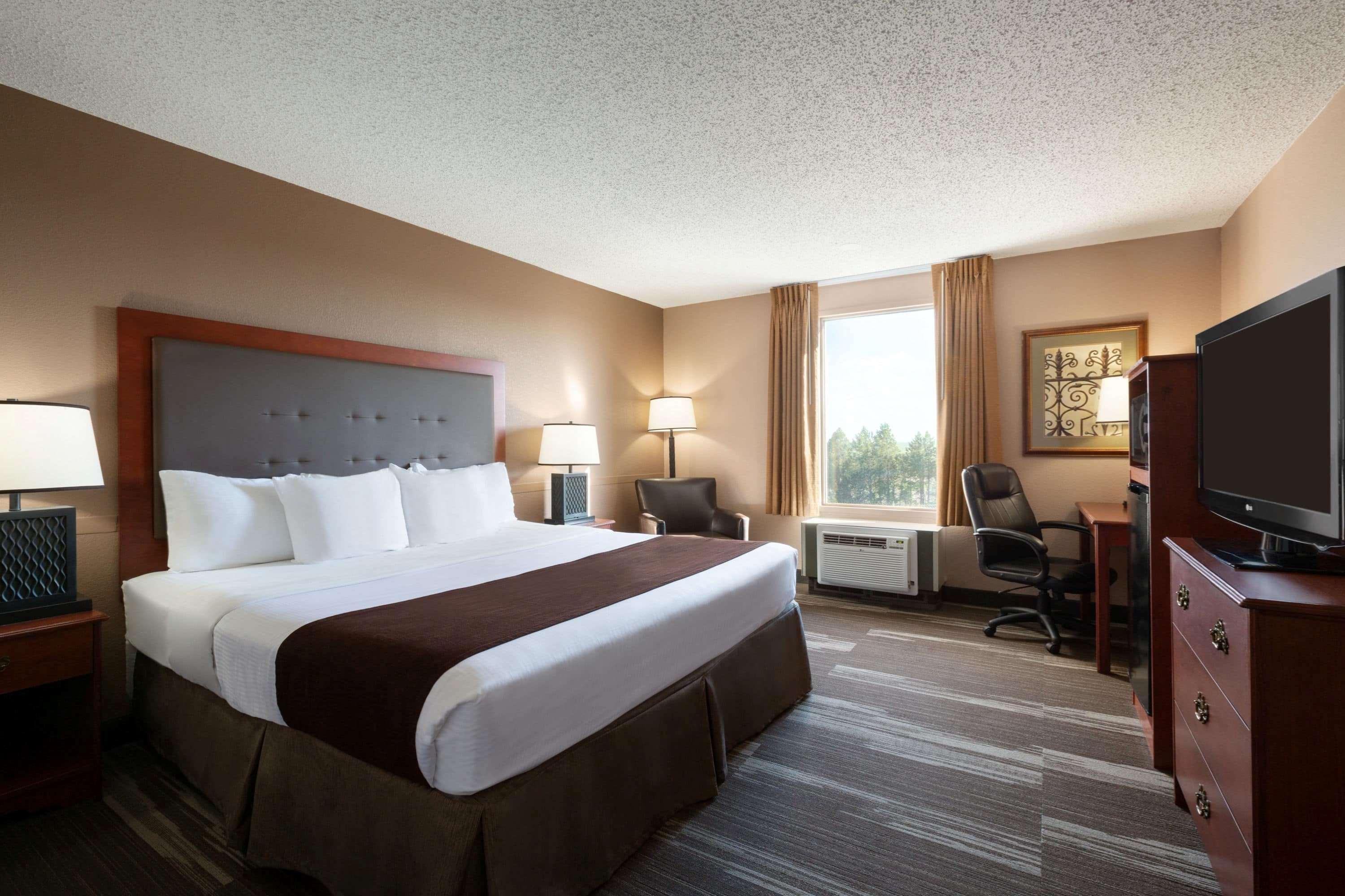 Hotel Baymont By Wyndham Mandan Bismarck Area Extérieur photo